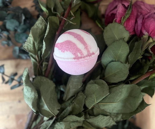 Rose Petals Bath Bomb